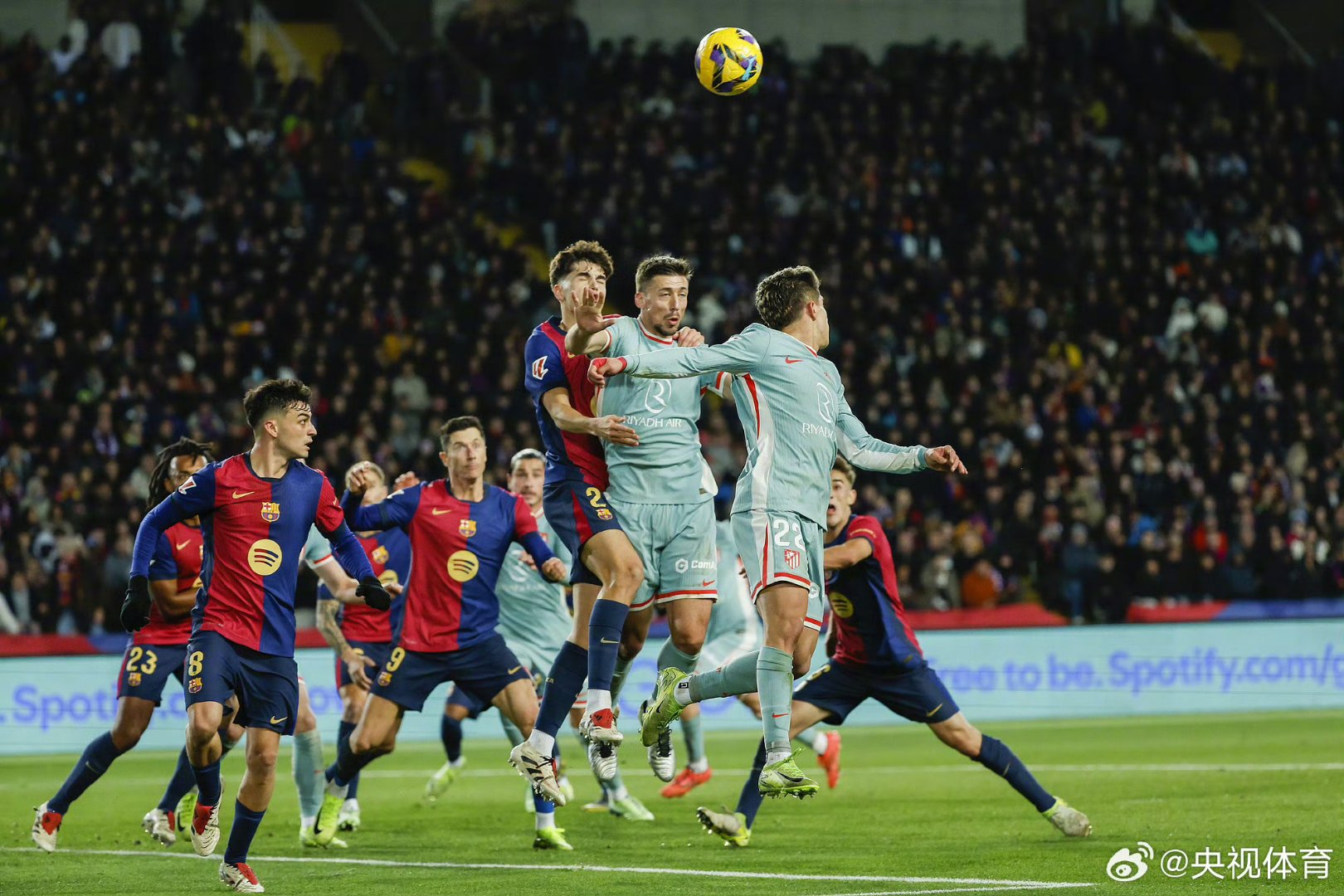 关于赛场传奇：巴拿马队实力击败对手，展现实力的信息