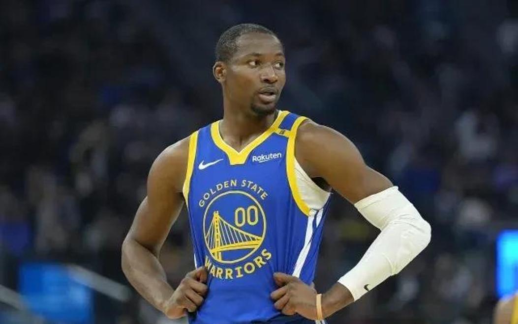 九游体育在线-包含阿雅克肯球队宣布将对球队阵容进行调整的词条