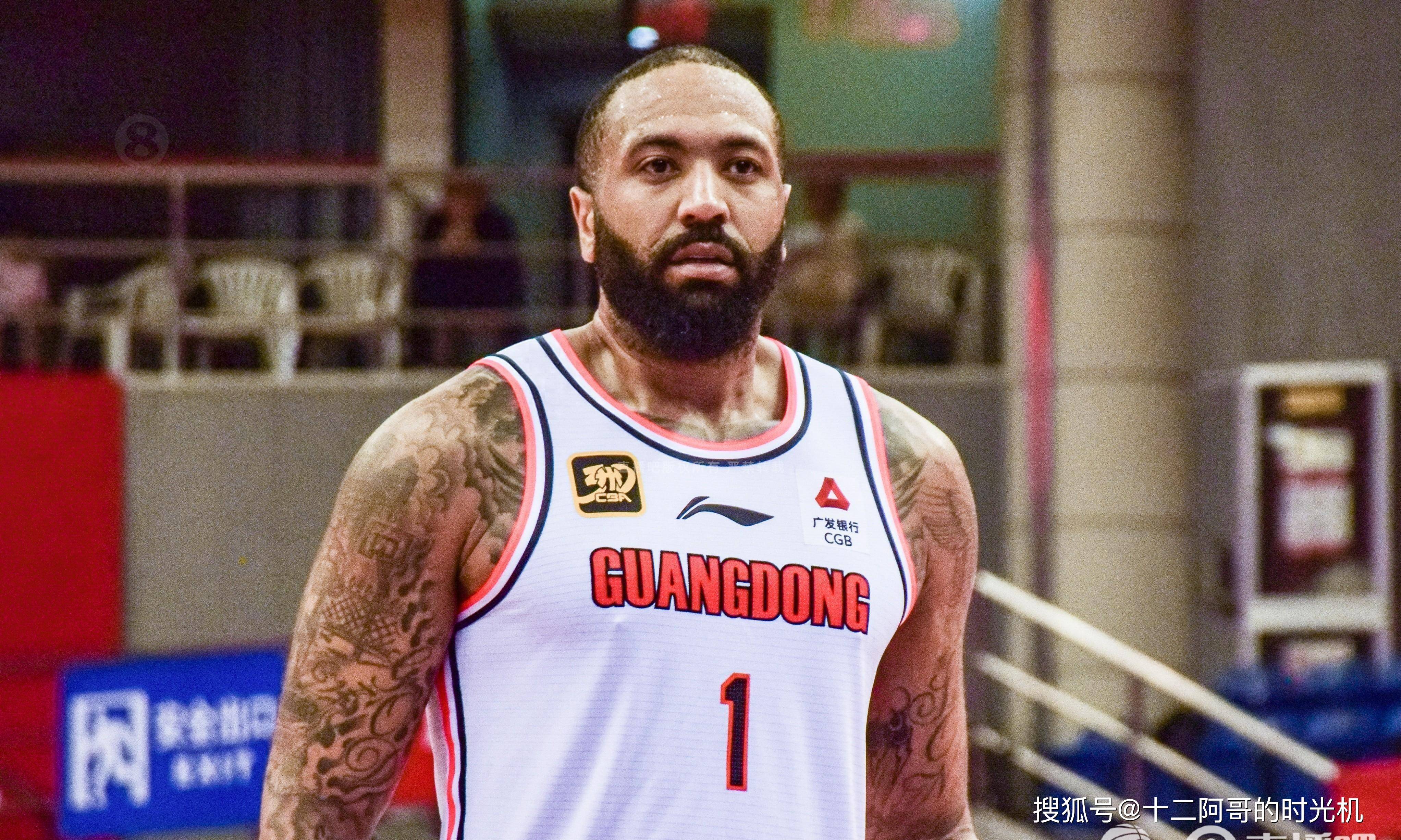 外援球员展现顶尖水平，成为球队得分王