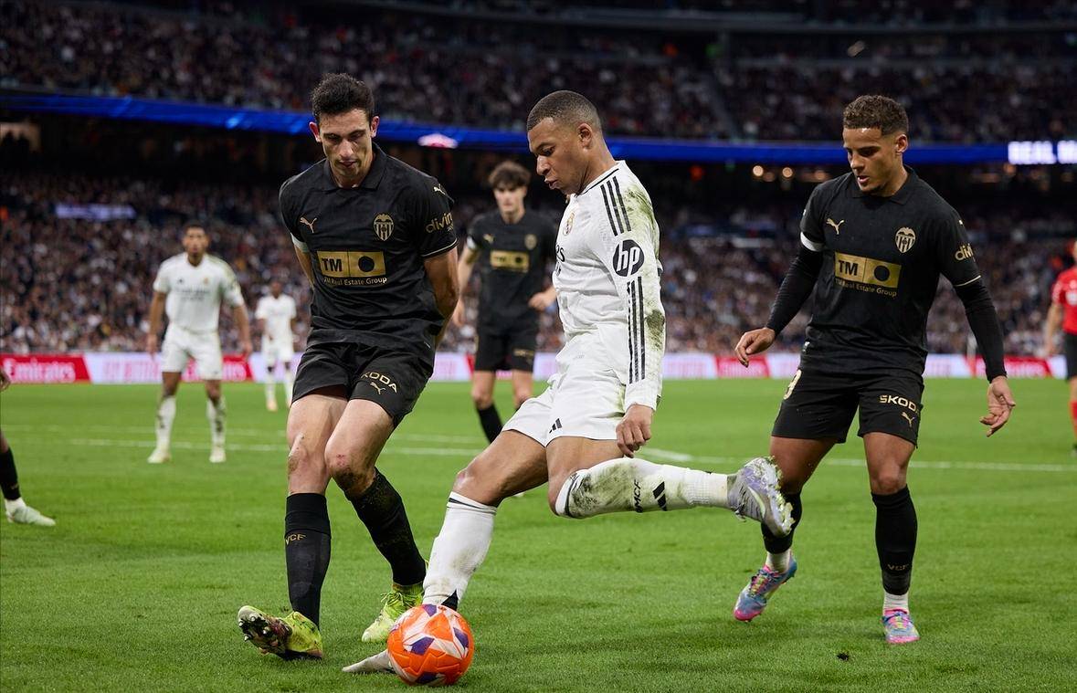 九游体育网页版登录入口-葡萄牙球王加盟马赛，法甲竞争加剧的简单介绍