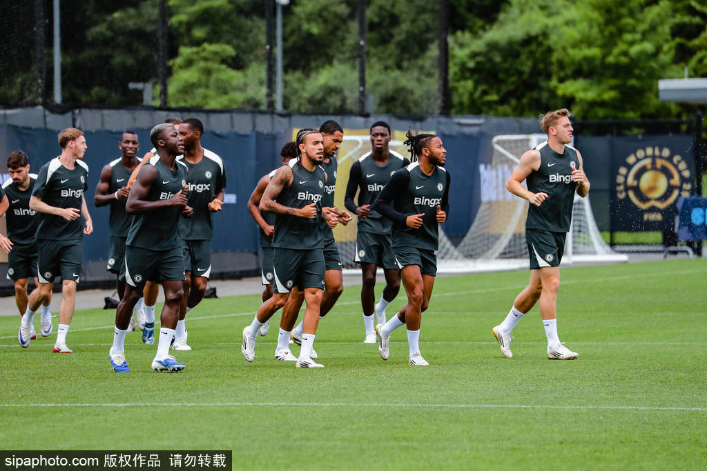 精彩绝伦！欧洲豪门争夺最高荣誉！的简单介绍