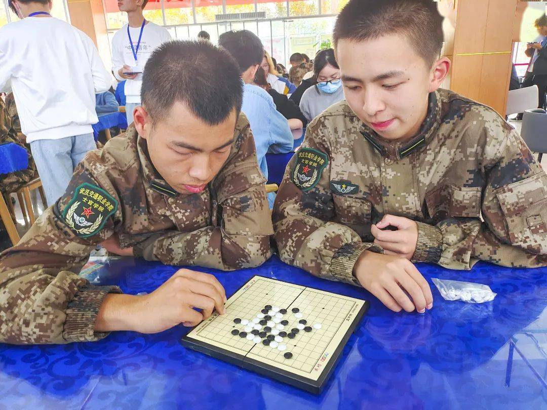 福州队在比赛中披荆斩棘，晋级半决赛