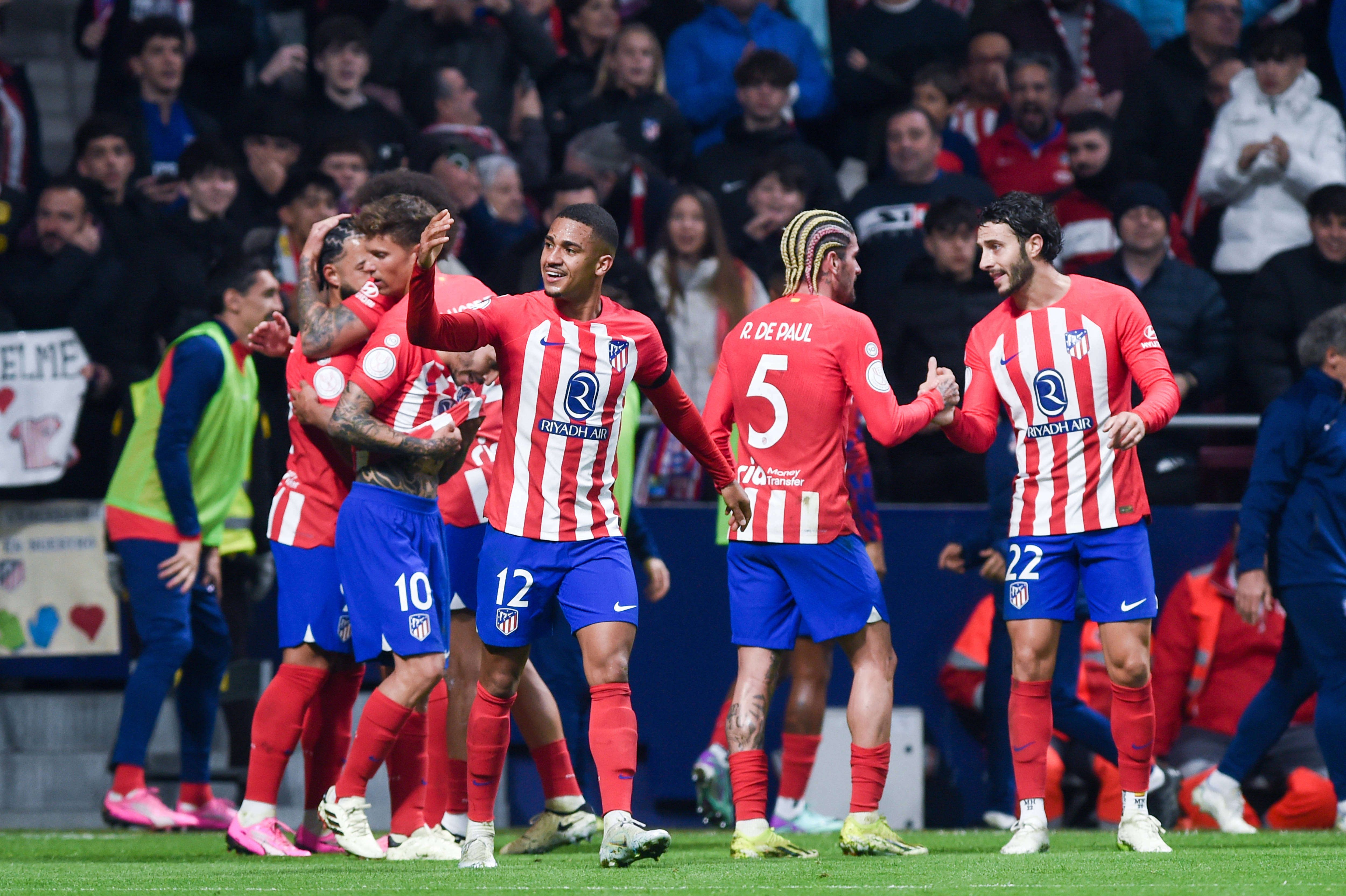 九游体育网页版登录入口-欧洲联赛中焦点战役吸引全球目光