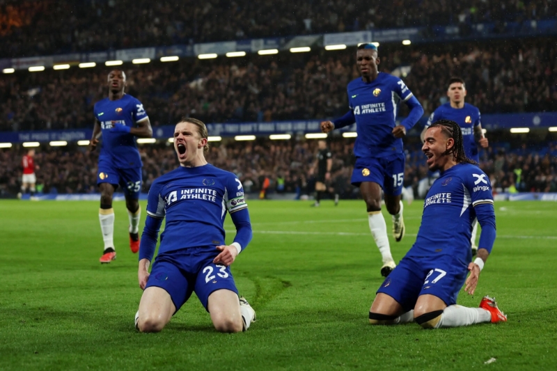 九游体育官方入口-埃瓦尔球队备战调整战术，迎接对手挑战的简单介绍