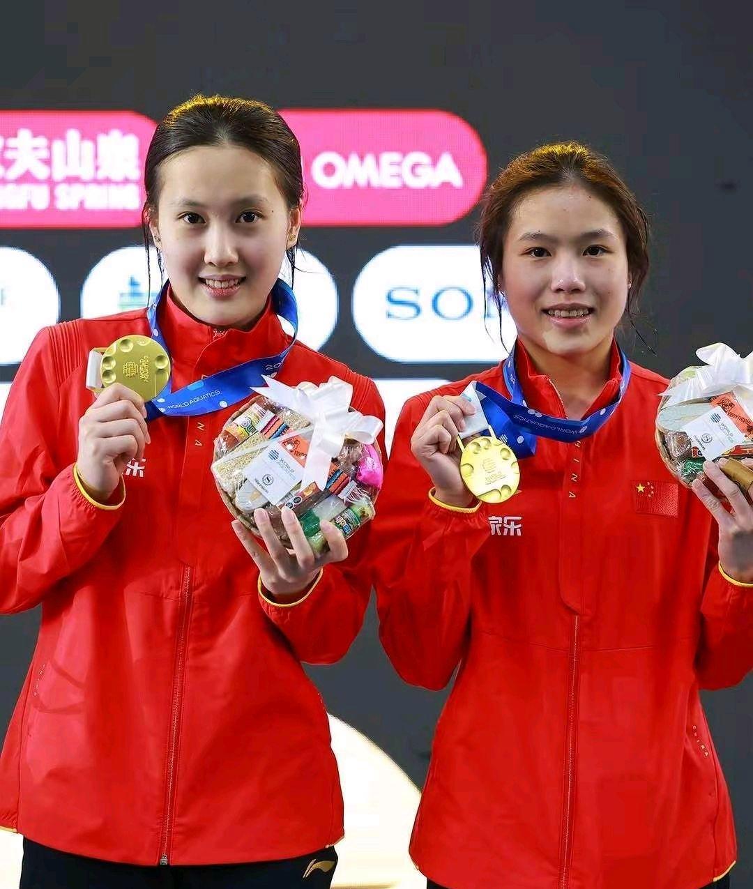 跳水比赛中西班牙选手斩获银牌