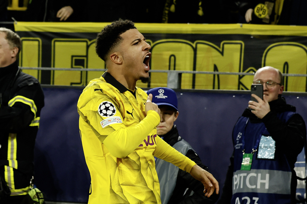 多特蒙德球员表现出色，战胜强敌