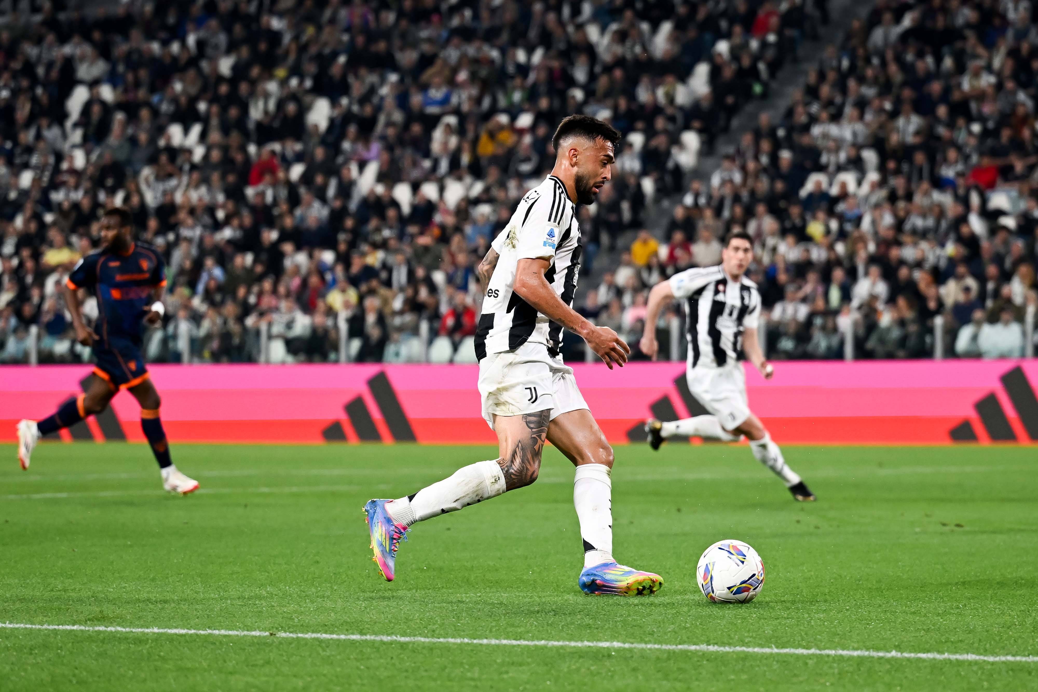 尤文图斯主帅调整阵容，寻求突破点