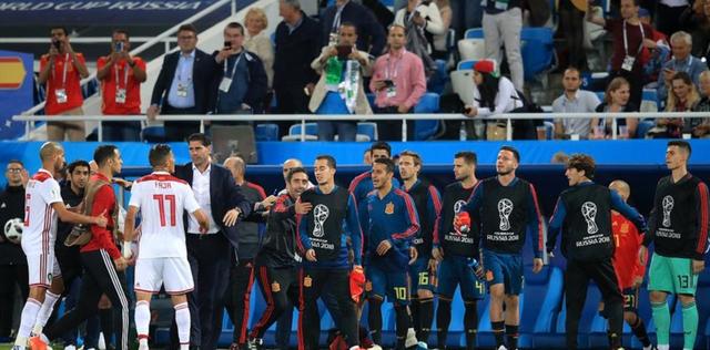 九游体育在线-摩纳哥对马赛在球场上大战，场外事件热闹的简单介绍