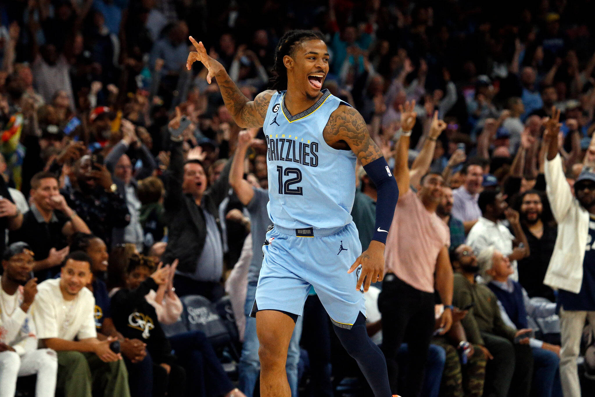 西部球队面临新赛季挑战，实力有望获得提升