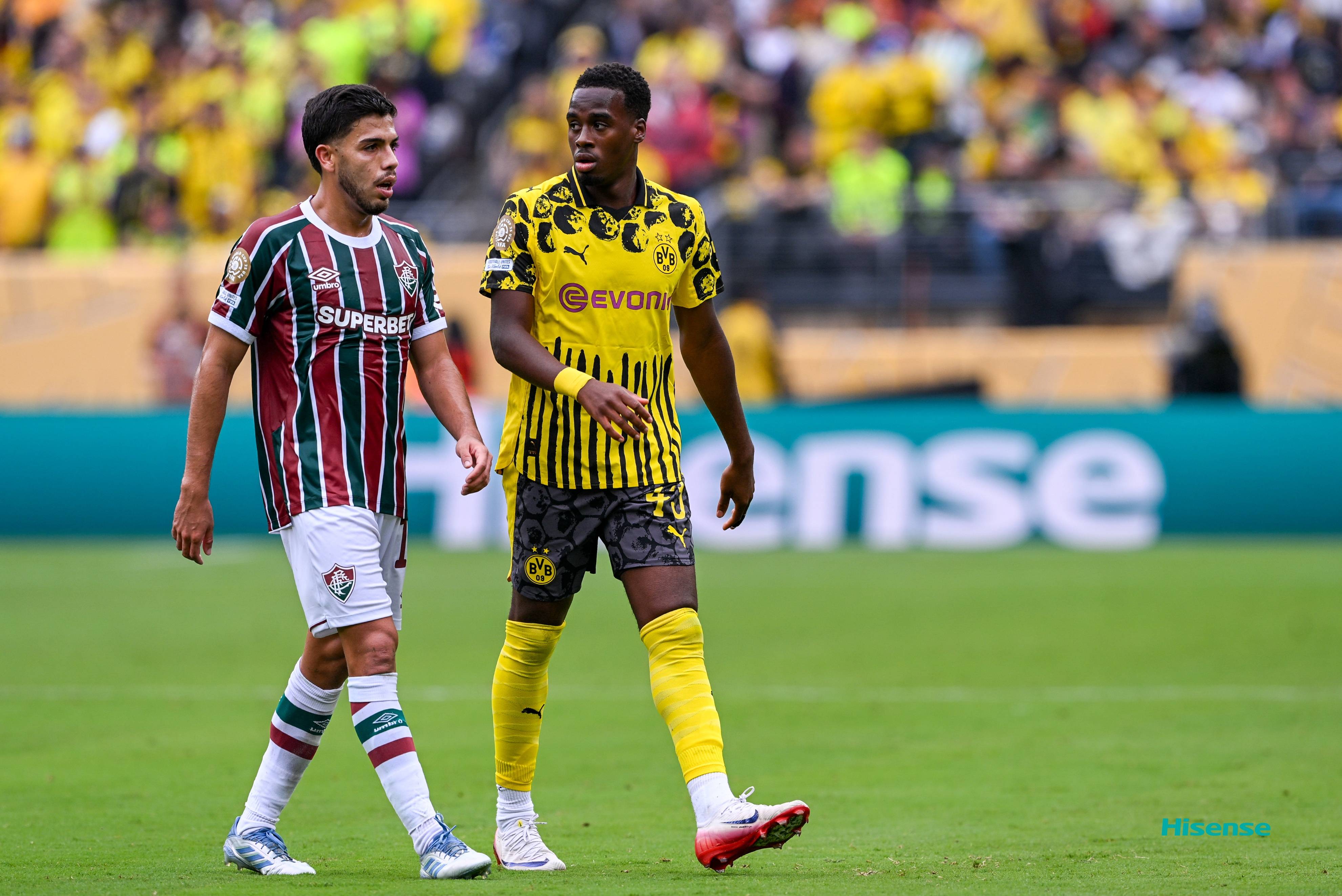 九游体育中国官网-球队新援迅速融入战术体系展现实力